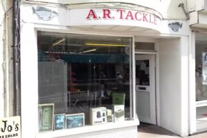 A R Tackle