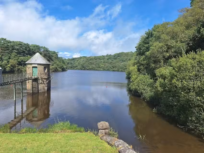 Swiss Valley Reservoir (Lower Lliedi Reservoir)