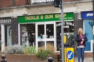 Tackle & Gun