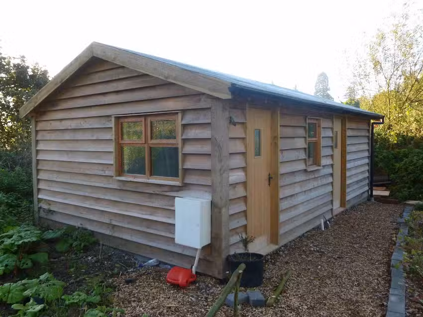 The Fishponds – Fishery and touring caravan site