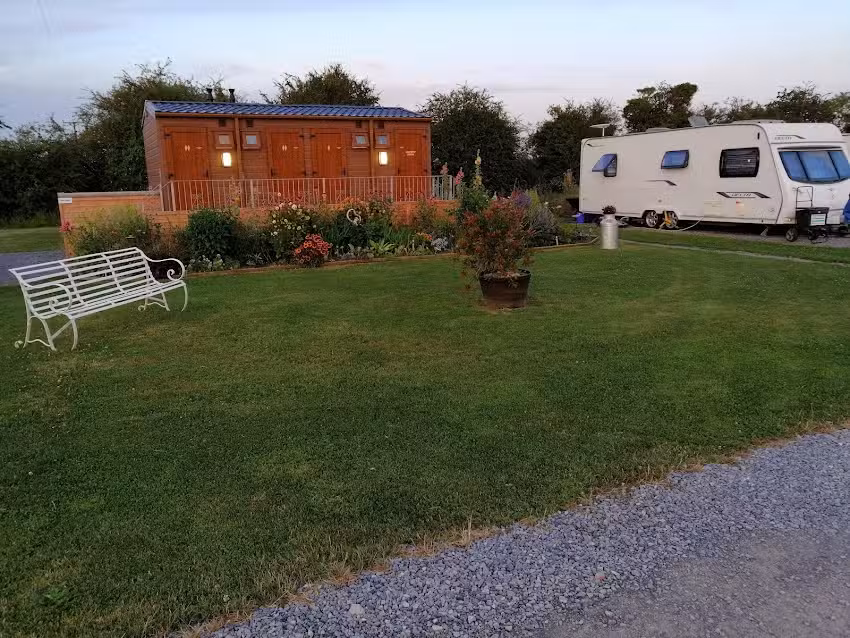 Withy Water Fishing lake, Caravan & Campsite